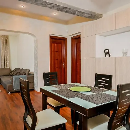 Glitter ~2-bdr Flat By National Palace Of Culture *