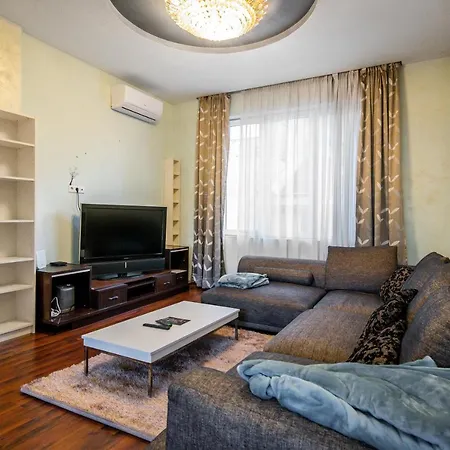 Glitter ~2-bdr Flat By National Palace Of Culture Apartmán