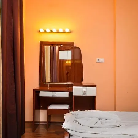 Apartmán Glitter ~2-bdr Flat By National Palace Of Culture *