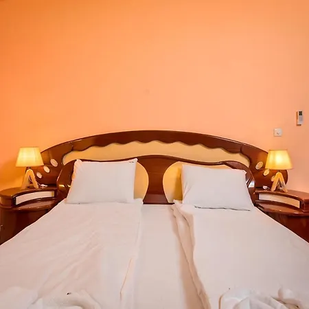 Glitter ~2-bdr Flat By National Palace Of Culture Sofia